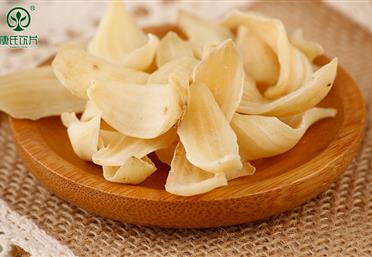 滋補養身產品百合干能否泡水服用，百合干泡水喝的注意事項有哪些