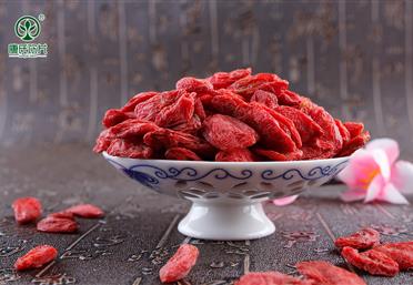 餐桌上的顏值擔(dān)當(dāng)——枸杞 - 壓片糖果代工