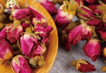 食用干玫瑰花有保質(zhì)期嗎，干玫瑰花泡水的注意事項 - 中藥飲片代工