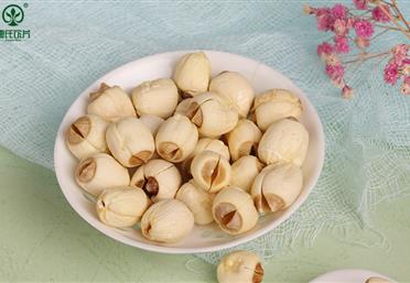 三伏天吃手工蓮子好處多多-康氏中藥飲片代工定制OEM-代用茶代工定制OEM-參茸禮品定制