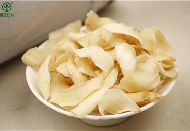 經(jīng)常用龍牙百合泡水喝，意想不到的好處排隊(duì)等著你-康氏中藥飲片代工定制OEM-代用茶代工定制OEM